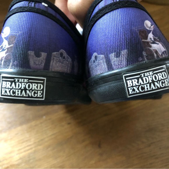 Disney Nightmare Before Christmas Women’s Sneaker by Bradford Exchange Size 6 - Picture 4 of 11